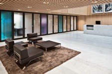 https://www.wp12222508.server-he.ch/files/gimgs/th-239_239_eingangshalle2480.jpg